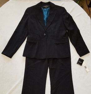 NWT Signature by Larry Levine Black Pin Strip Suit
